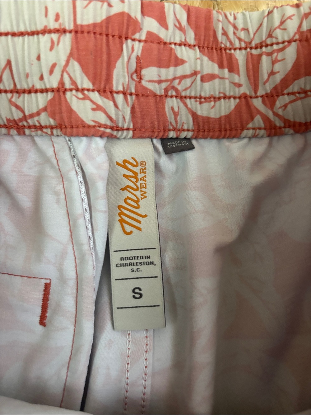 MARSH WEAR Floral Print Performance Drawstring Shorts- small NWT - Picture 3 of 5